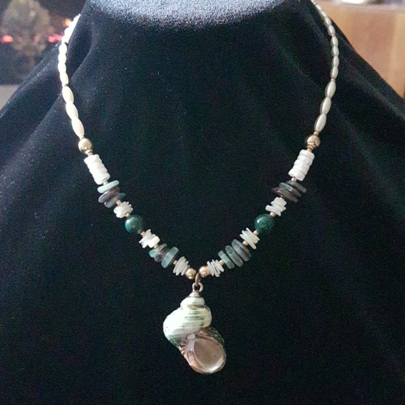 Necklace - Picture 2 of 3